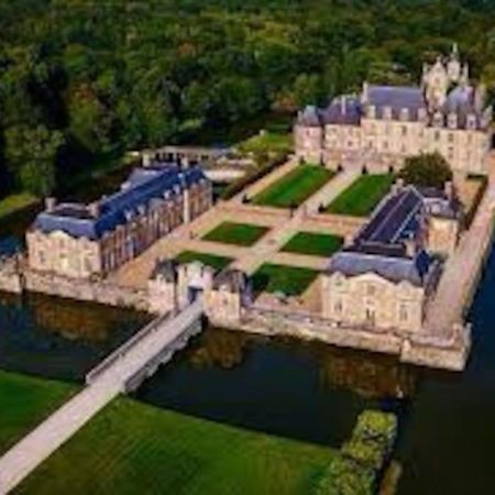 Maison Au Milieu Des Bois Et Des Animaux Jouy-le-Potier Exterior foto