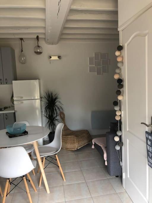 Maison Au Milieu Des Bois Et Des Animaux Jouy-le-Potier Exterior foto