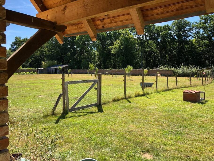 Maison Au Milieu Des Bois Et Des Animaux Jouy-le-Potier Exterior foto
